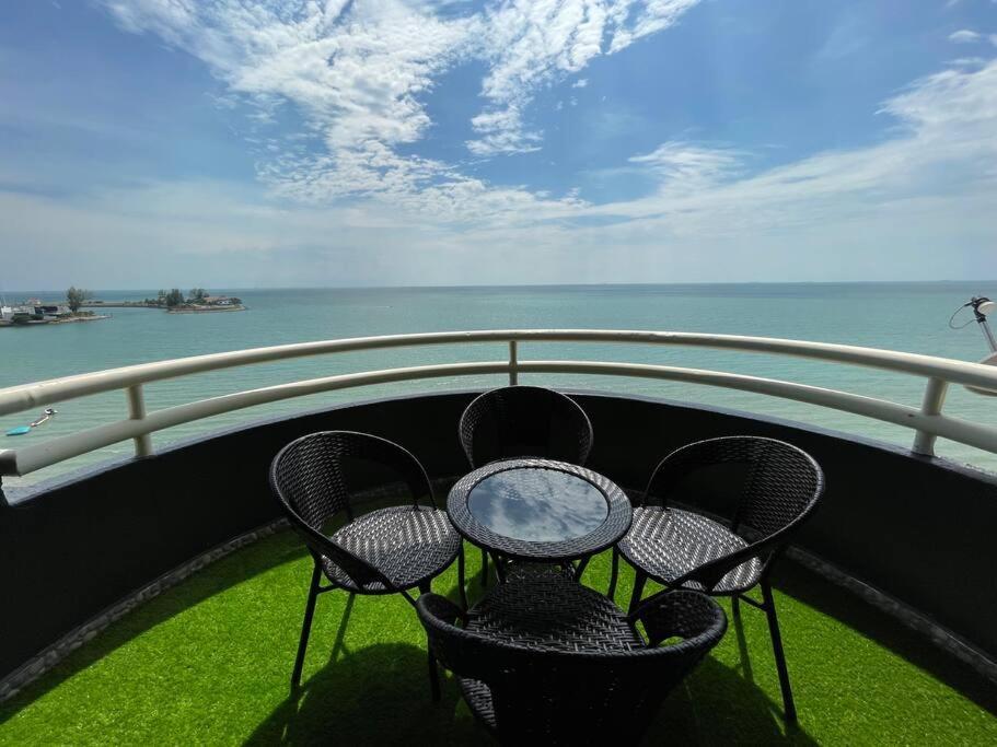 The Arena Tanjung Tuan Port Dickson Lejlighed Eksteriør billede