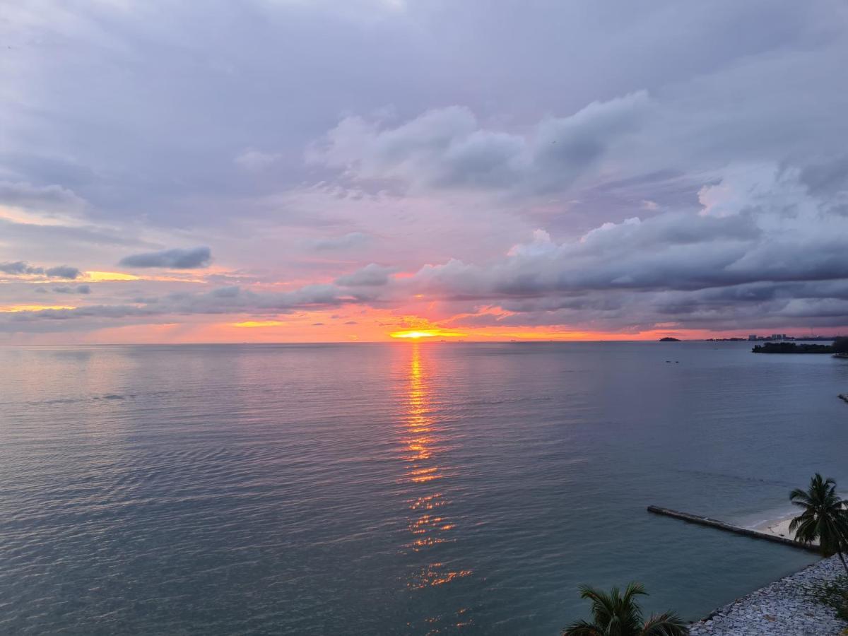 The Arena Tanjung Tuan Port Dickson Lejlighed Eksteriør billede